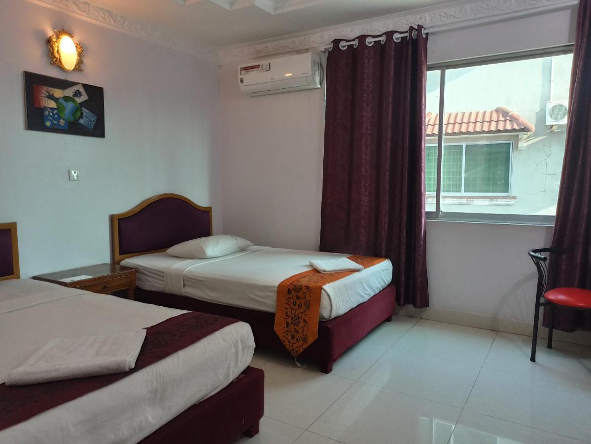 Pama Hotel Kampong Chhnang Exterior photo