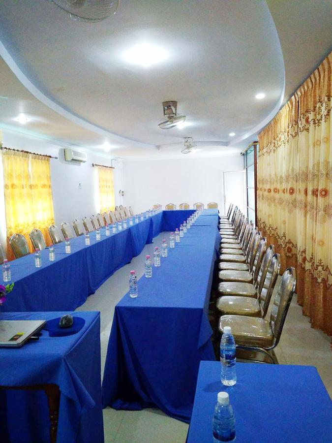 Pama Hotel Kampong Chhnang Exterior photo
